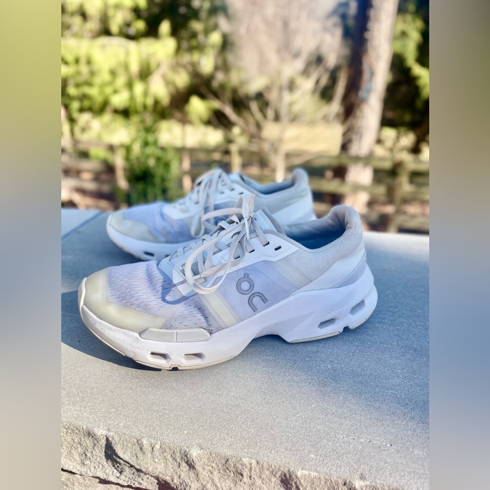 On Running Cloudepulse Women's Gray and White Sneakers